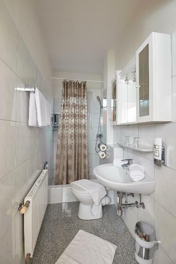 Pension Haus Aschgan Villach Dış mekan fotoğraf